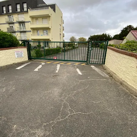 Appartement Au Pied De La Dune Et Parking Prive Berck